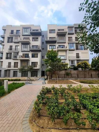 شقة للبيع في أكتوبر بلازا