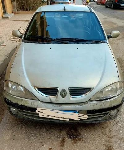 رينو ميجان 2001
