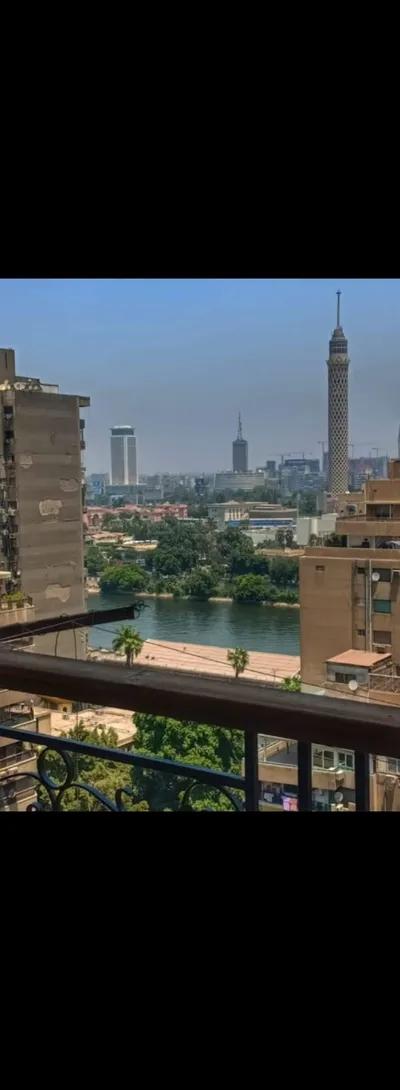 شقة للبيع في الدقى