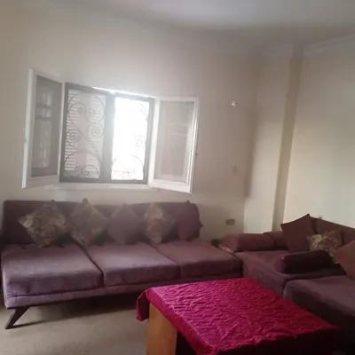 ركنه عشره متر اربع قطع وطاوله كبيره في القاهرة الجديدة, القاهرة - 9,000 EGP