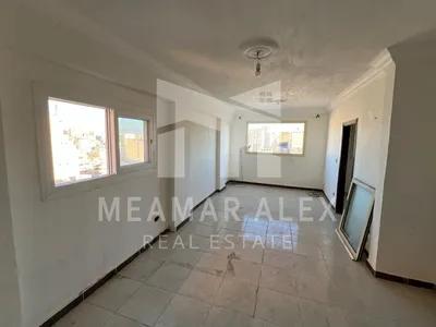 شقة للبيع في سابا باشا