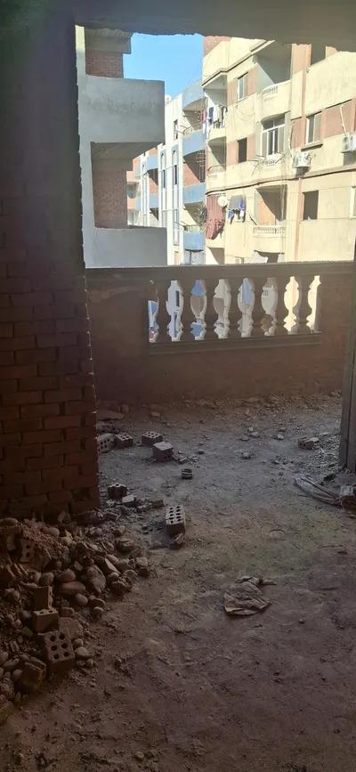 شقة للبيع في جسر السويس