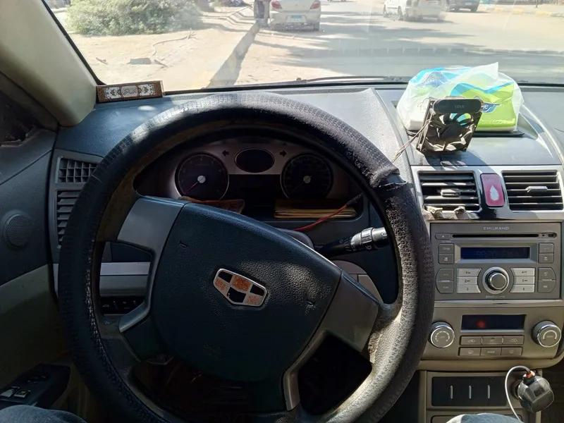 لسرعه البيع لدواعي جيلي امجراند 2015