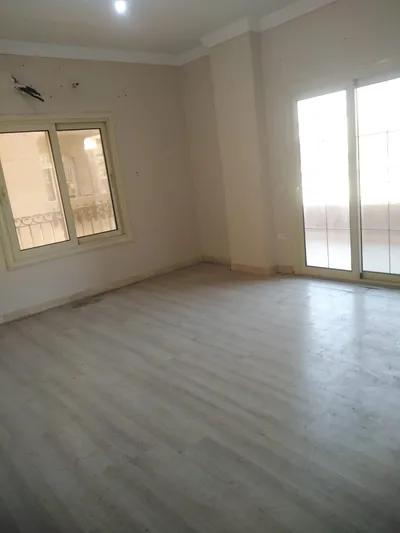 شقة للبيع في الشطر الثامن