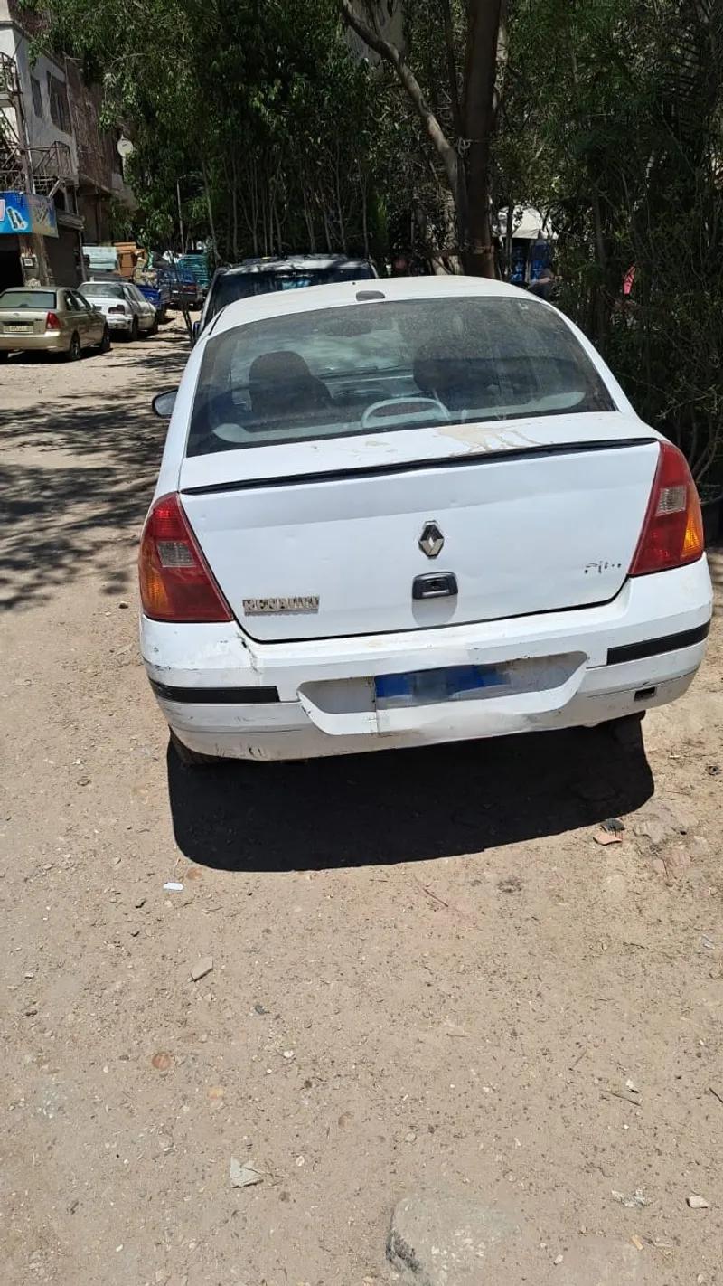 رينو كليو موديل 2001 بيضاء