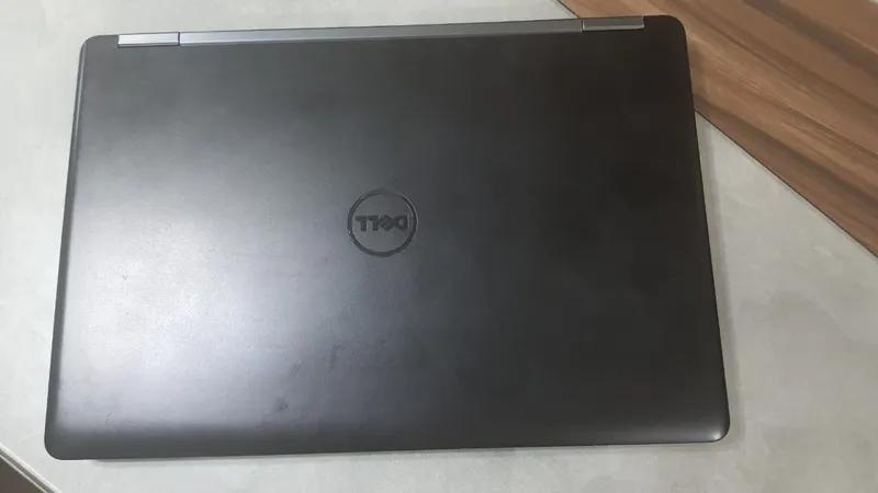 Laptop dell