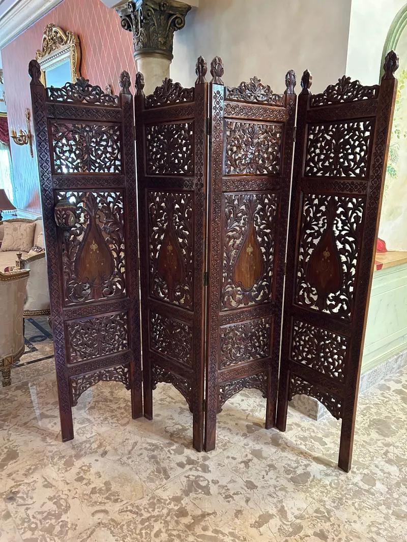 برڤان 4 صلفه خشب زان مطعم بالنحاس