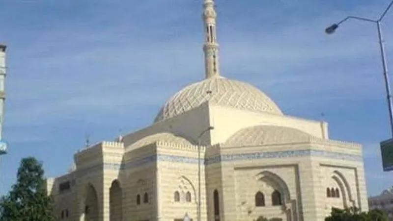 للبيع مكتب ادارى فى موقع مميز ٦ أكتوبر جنب مسجد الحصرى مباشرة برج برعى