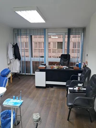 مكتب ادارى/عياده للبيع فى موقع مميز ٦ أكتوبر اول برج جنب مسجد الحصرى