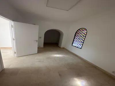 مكتب للايجار في شيراتون 200 متر دور ارضي بمدخل خاص | في مربع الوزراء