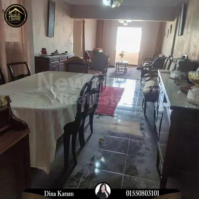 شقة للبيع في سموحة