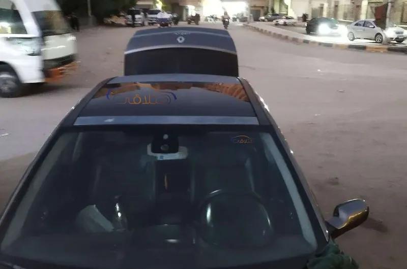 رينو ميجان اعلى فئة سقف بانوراما الهرم