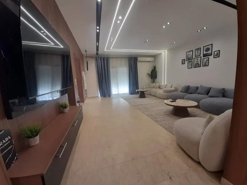 فيلا فاخره للايجار