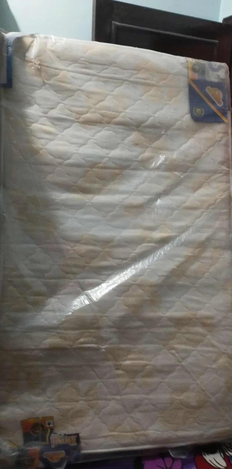 ٢مرتبه سرير اطفال مقاس ١٢٠ نوع رويال توب جديده لم تستخدم