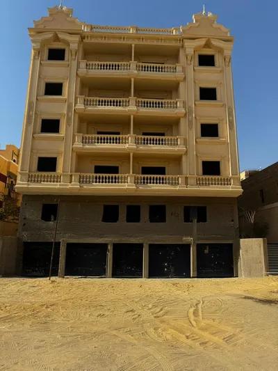 شقة للبيع في الحي العاشر