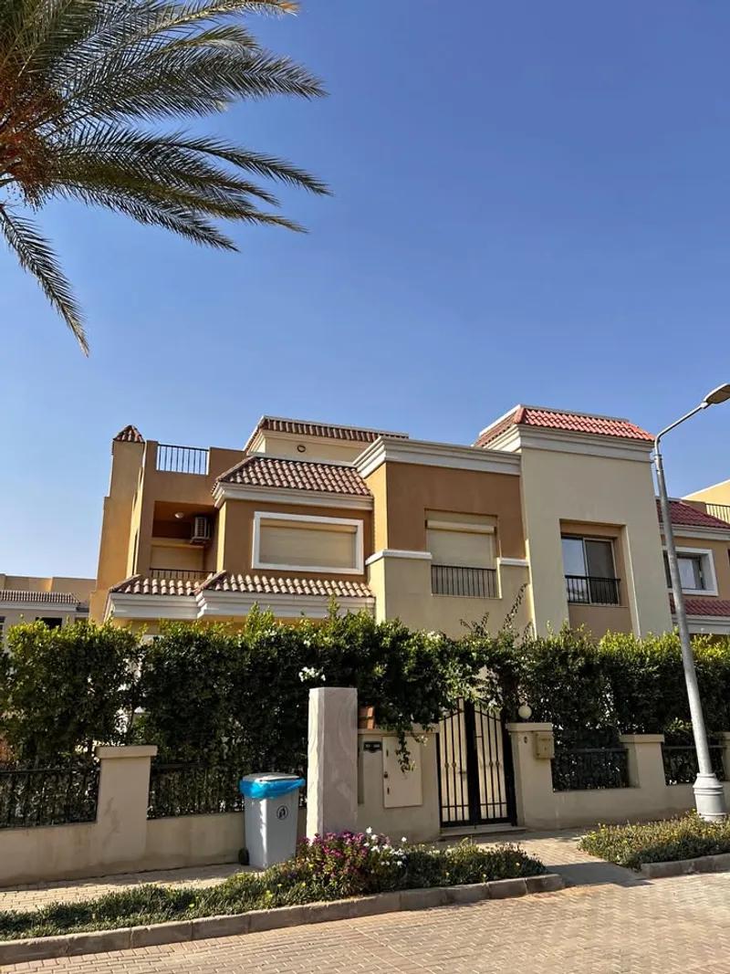 فيلا للبيع بفيو علي الاجون بمقدم10%