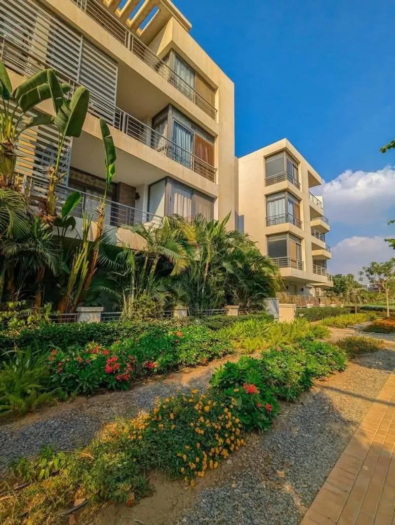 فيلا بحري 3غرف نوم بمقدم اتمتع باحلي مراحل تاج سيتي