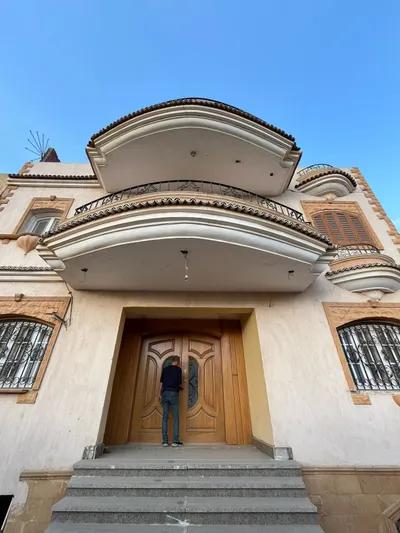 فیلا للبيع في مدينة الشروق