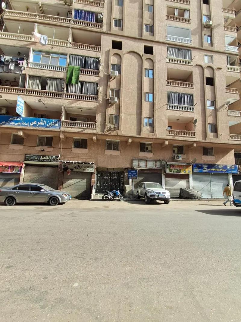 شقة دور اول ينفع سكني وينفع تجاري