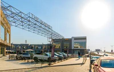 للبيع عياده ع جمال عبدالناصر القاهره الجديده استلام9شهور قسط