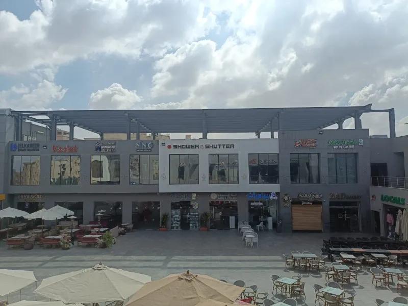 امتلك مكتب اداري علي محور جمال عبدالناصر القاهره الجديده قسط