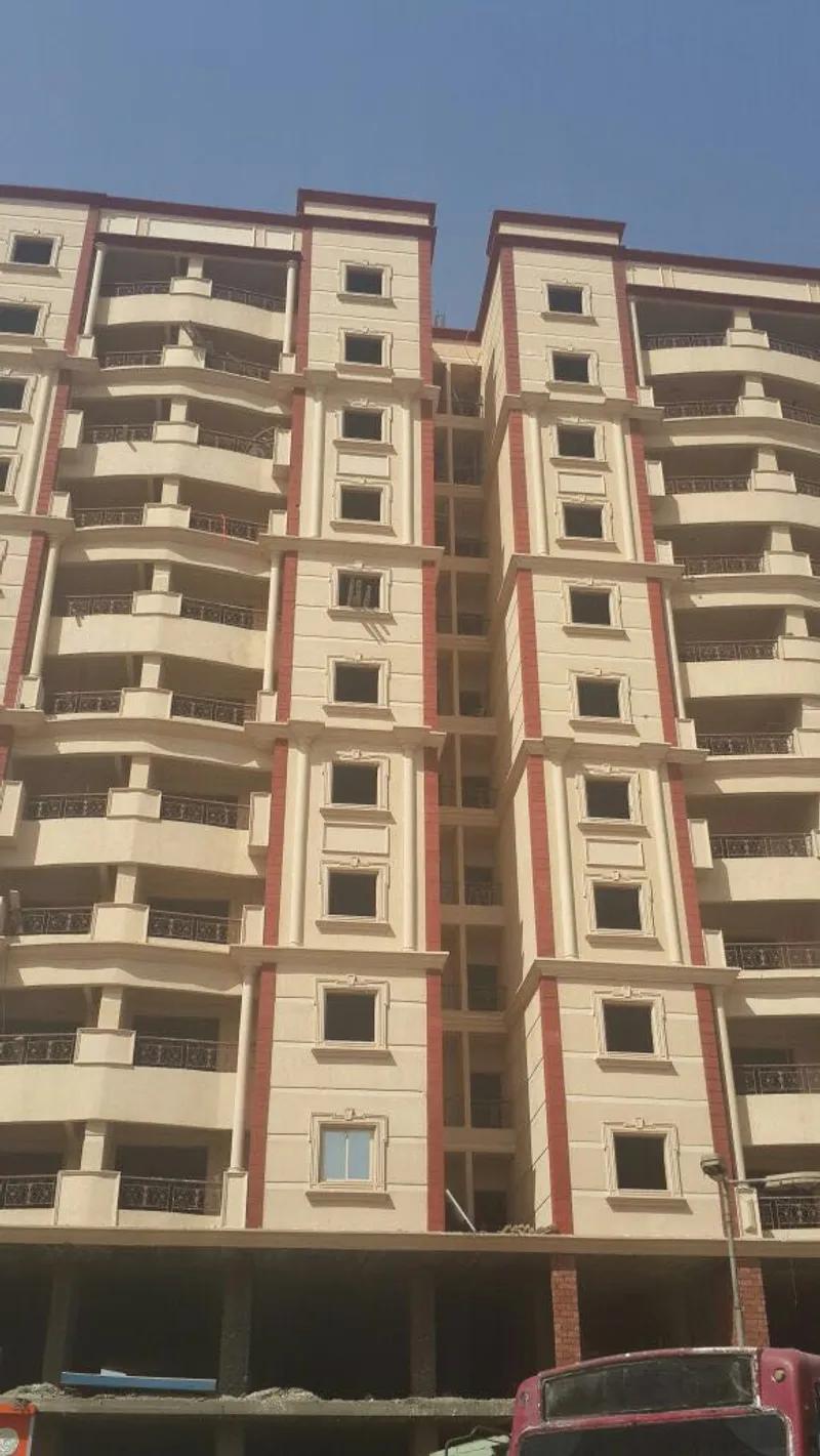 دور تجارى للايجار او المشاركة