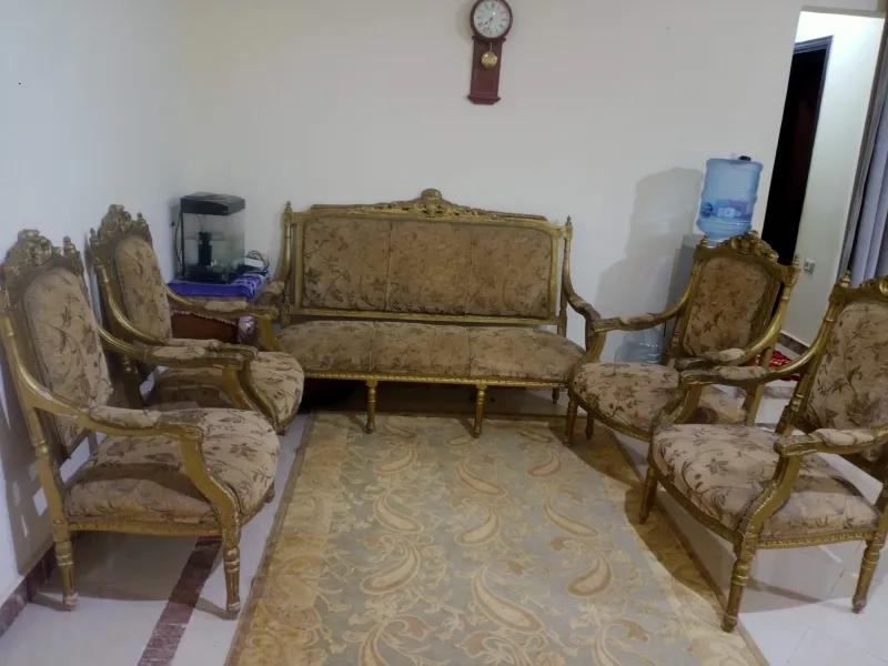 شقة للبيع علي الشارع الجديد