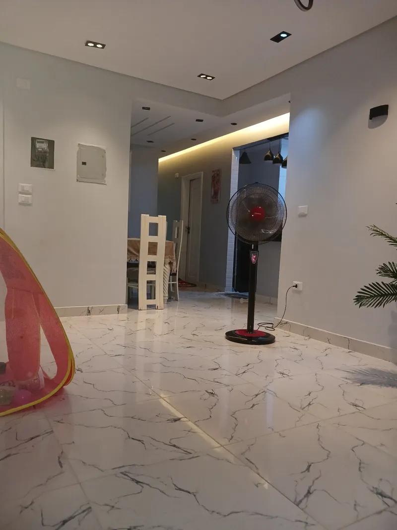 شقه للبيع موقع مميز جدا جدا