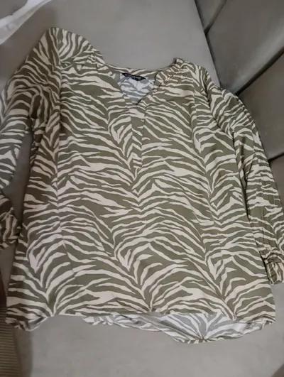 بلوزة منقوشة من lc wakiki في شبين الكوم, المنوفية - 250 EGP