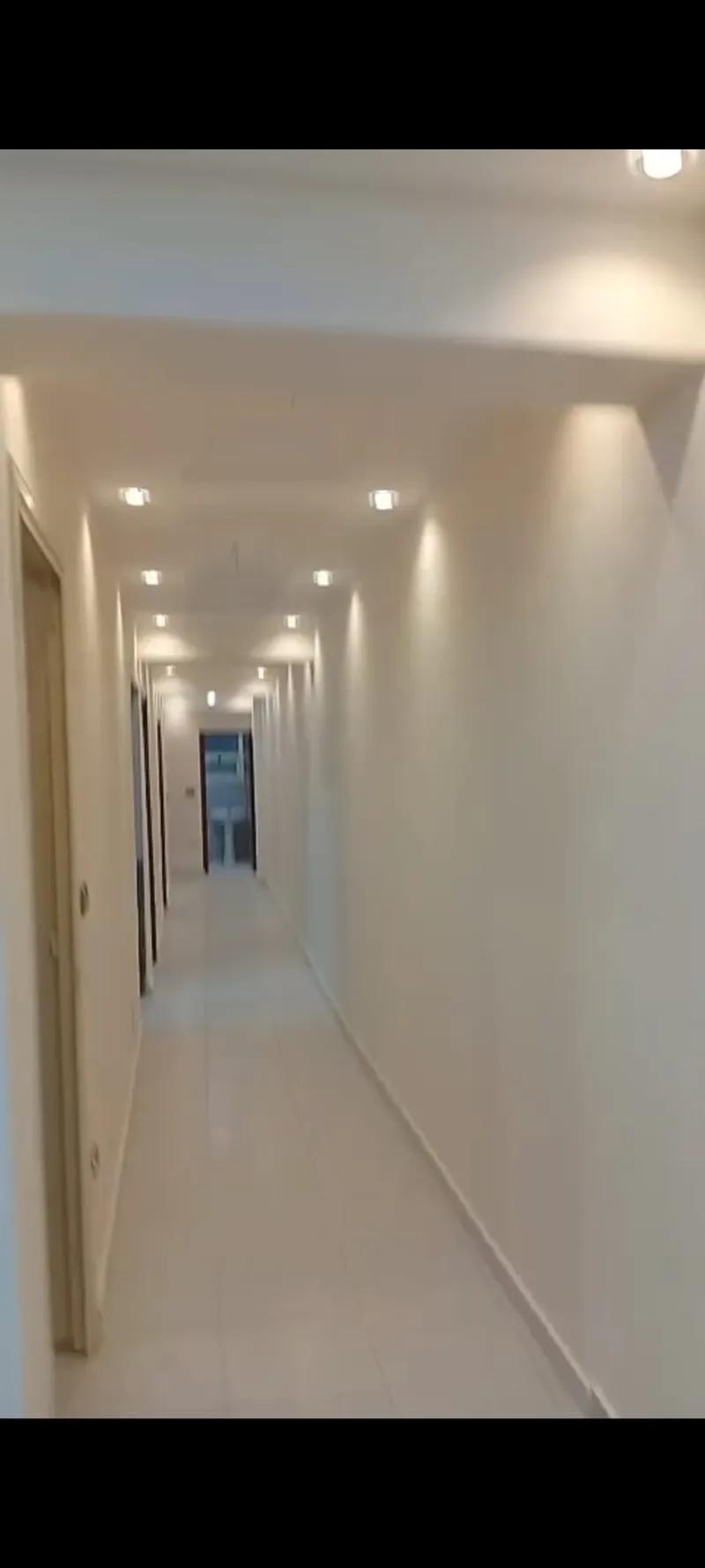 شقه للبيع سوبر لوكس الدور11تبعد عن مترو الف مسكن 5 دقائق جسرالسويس