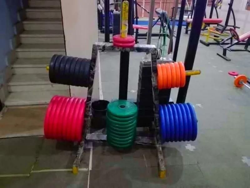 جيم كامل للبيع للعبة كمال الأجسام