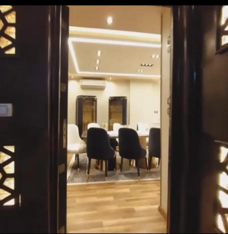 شقة لوران شارع ابو قير