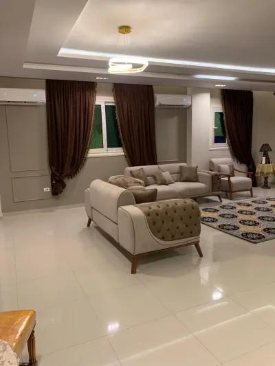 شقة للبيع في الحي السادس عشر