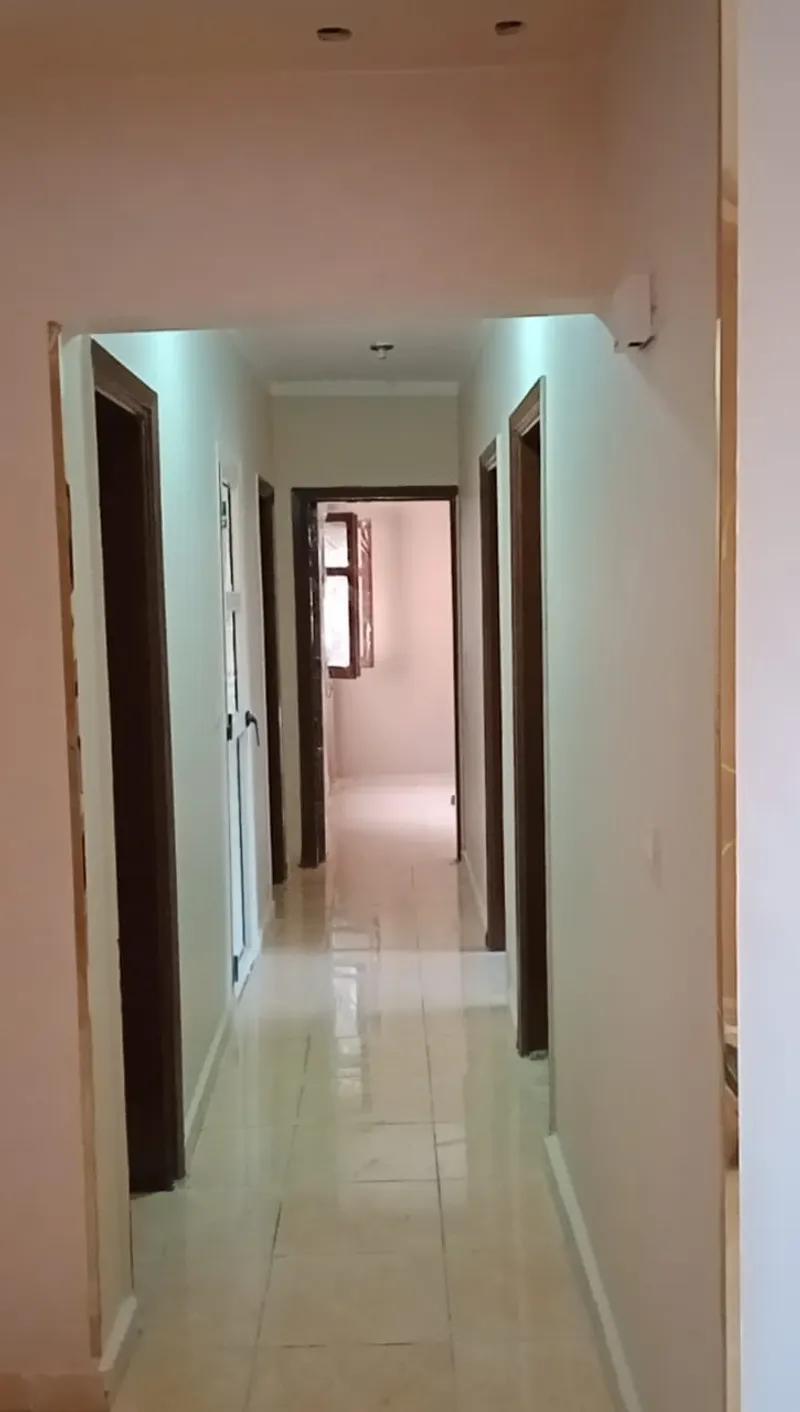 شقه للبيع بالعاشر من رمضان