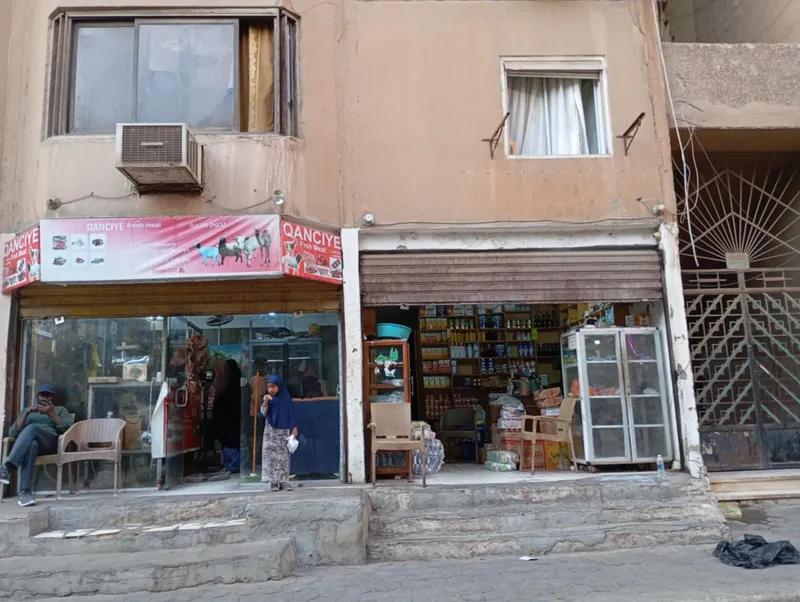 محلين للبيع في مدينه نصر