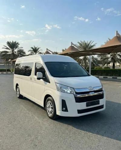 ايجار ميكروباص تويوتا هاي اس 14 راكب للرحالات