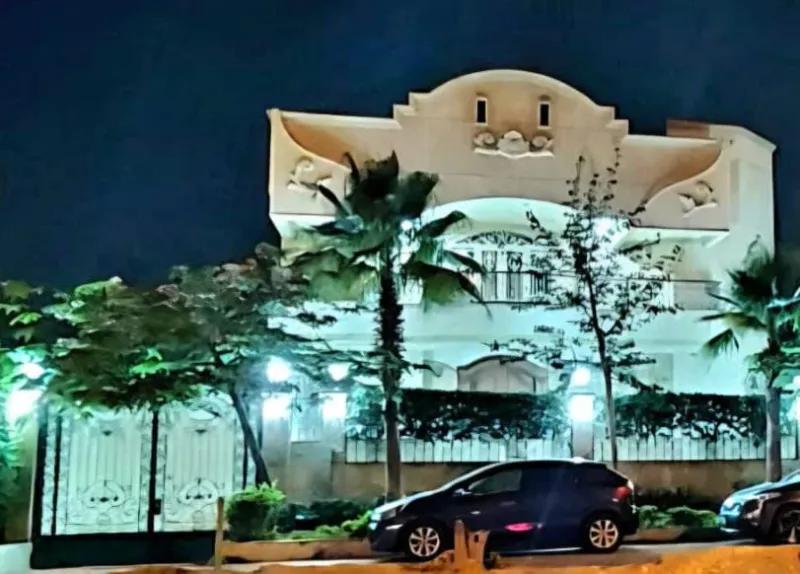 فيلا مستقله للبيع غرب سوميد ..مسجله