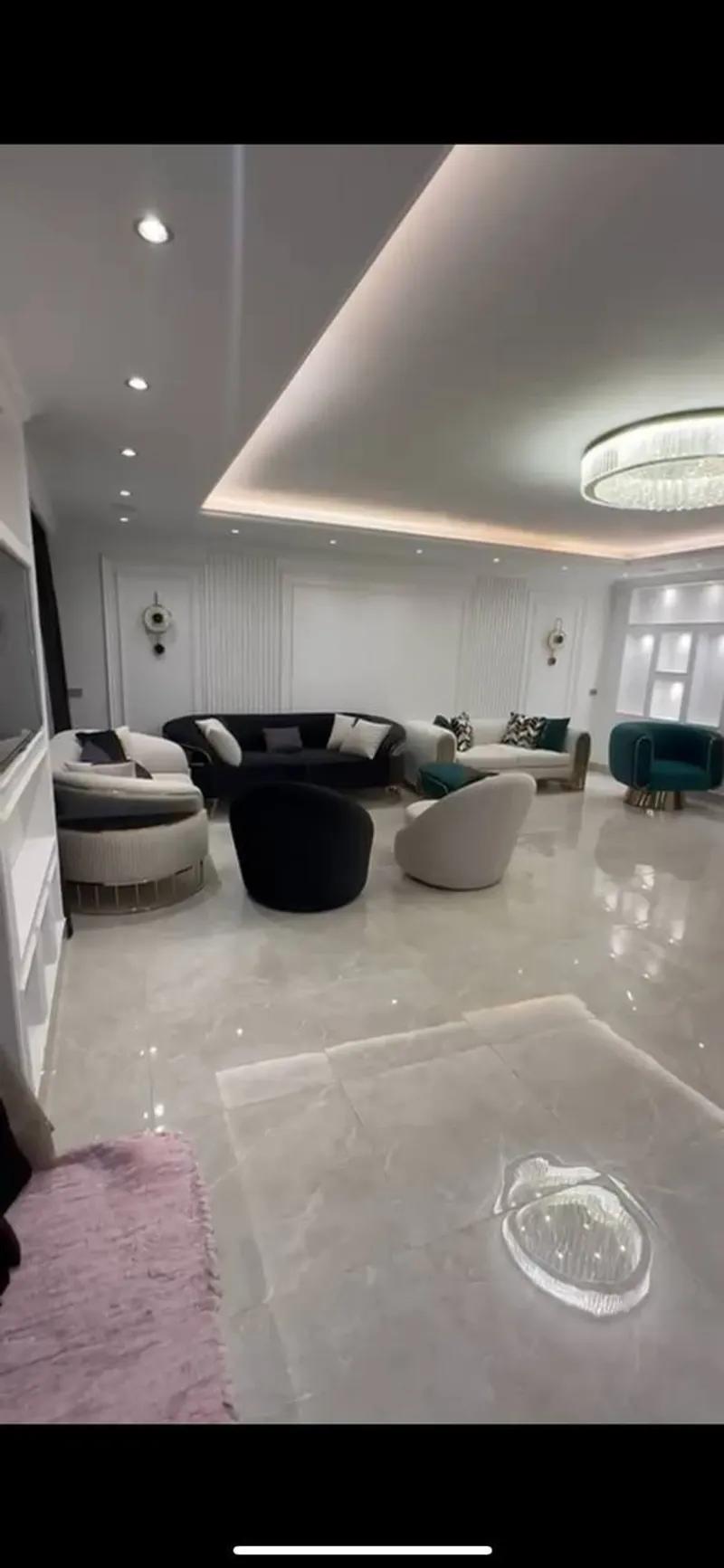 للبيع شقة لقطة في المعادي الجديدة