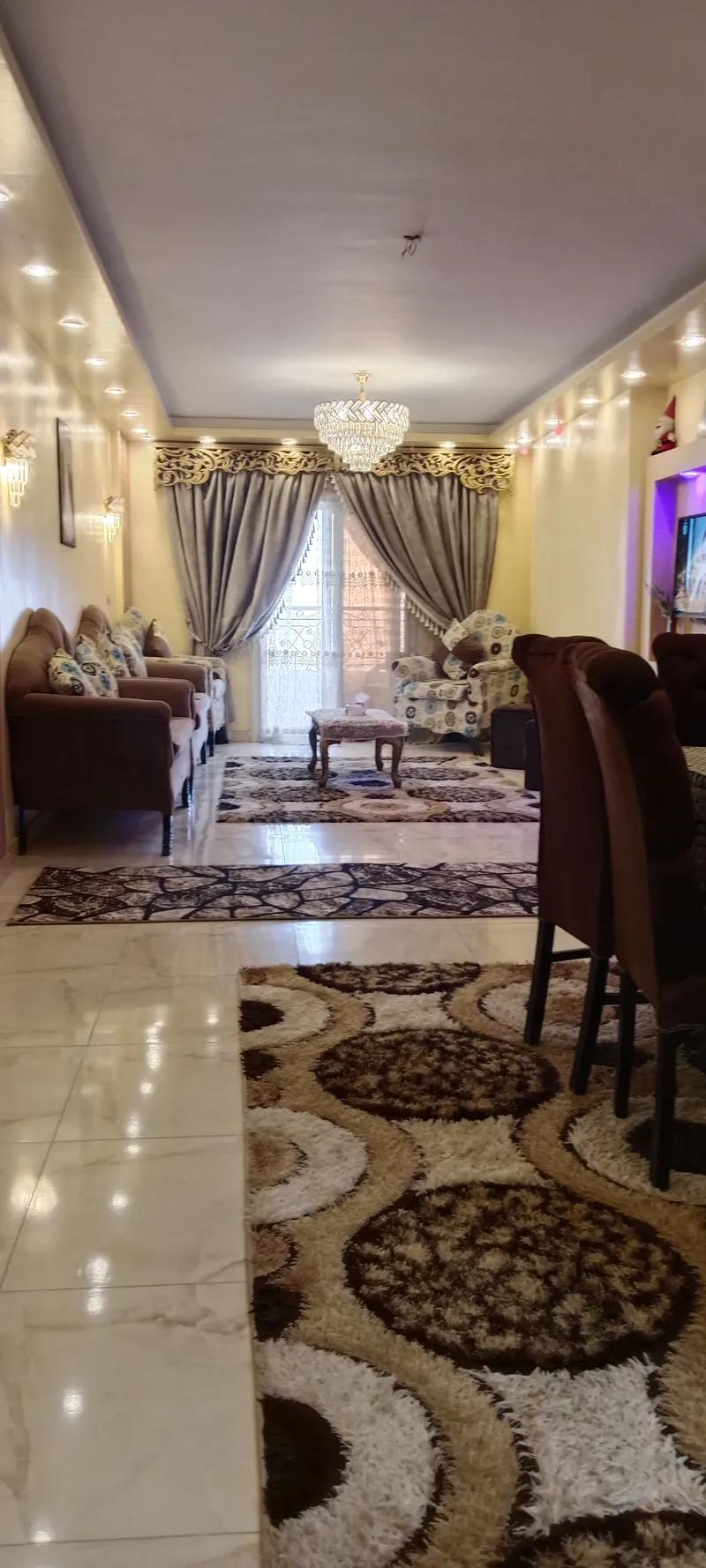 شقة للبيع بكورنيش حلوان