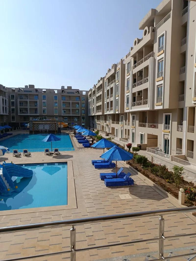 الفرصة بين ايديك لفترة محدودة افضل منتجع بالغردقة 5 دقائق