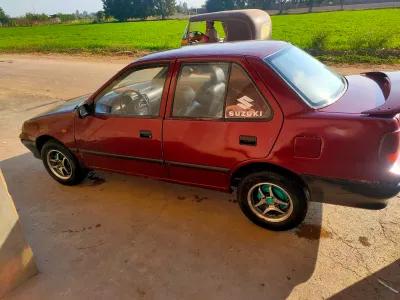 سوزوكي سويفت 1999