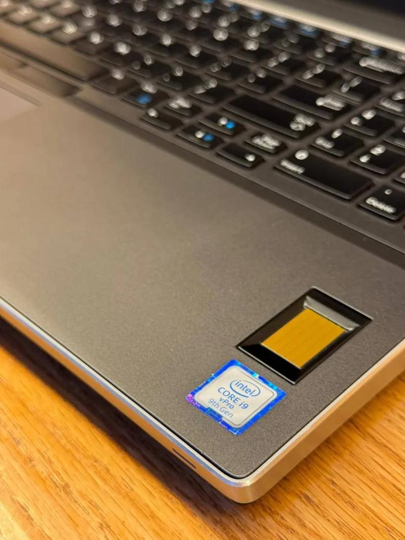 Dell_precision_7540_i9_Vga_6gb_Rtx 3000 SCREEN 4K