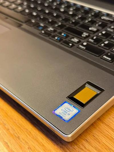 Dell_precision_7540_i9_Vga_6gb_Rtx 3000 SCREEN 4K في المعادي, القاهرة - 2,900 EGP