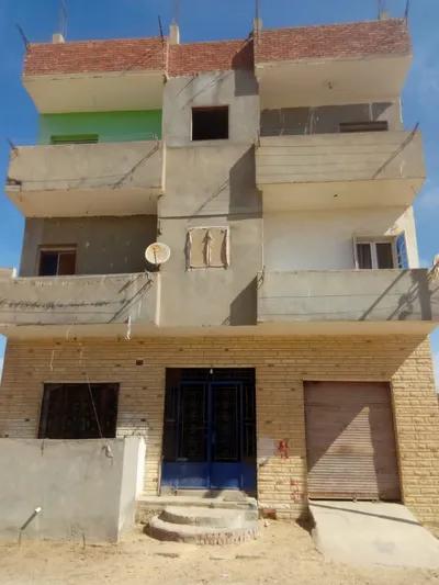 عمارة سكنية للبيع في مدينة الإسماعيلية