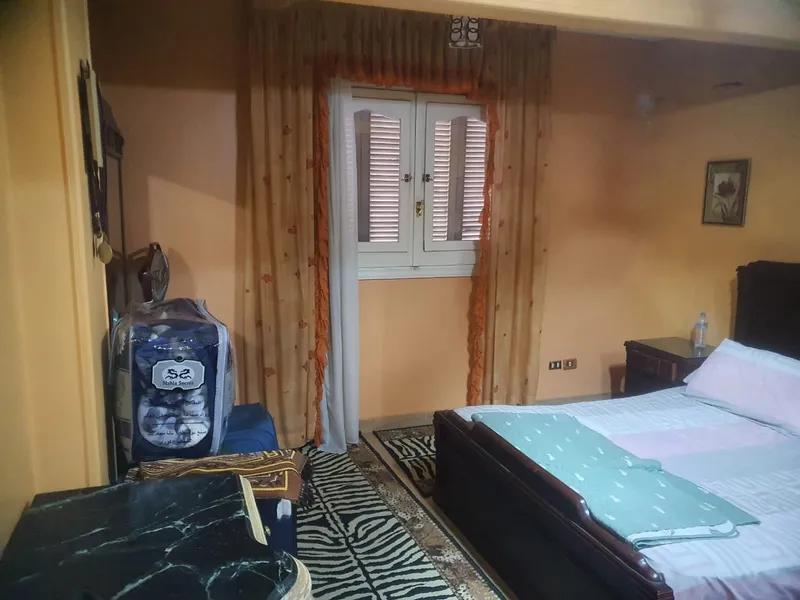 شقه للبيع في شارع الشيخ محمد النادي ١٧٠ متر صافي