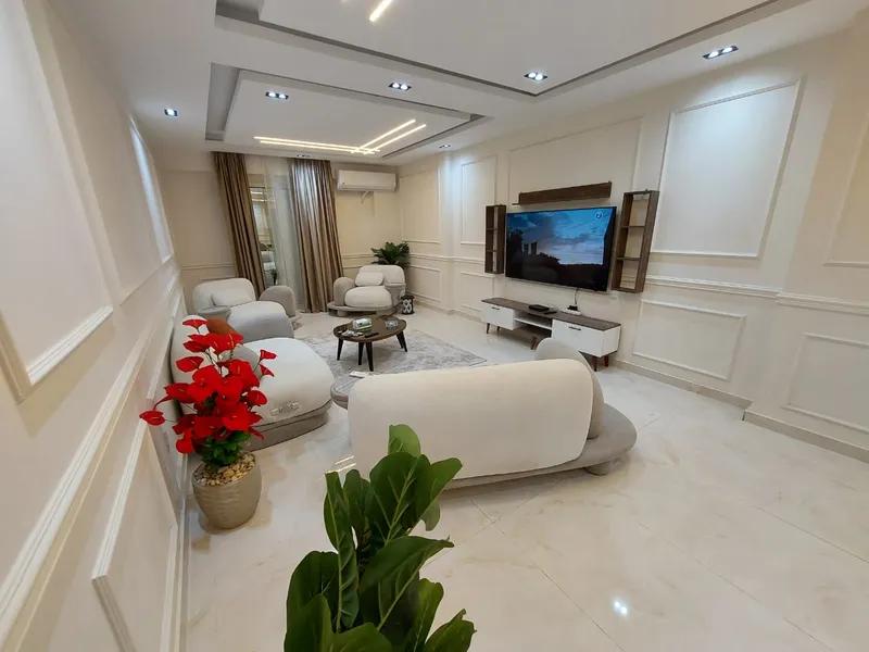 شقة للايجار في المهندسين مفروشه